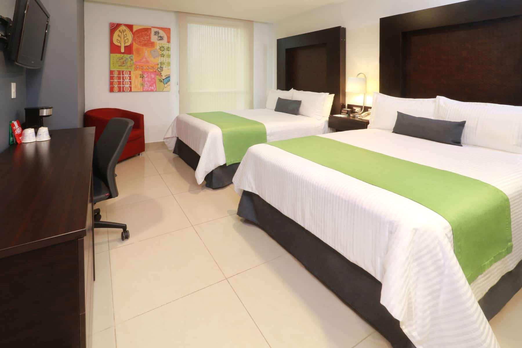 Hotel Wyndham Garden Guadalajara Acueducto Zapopan Exterior foto