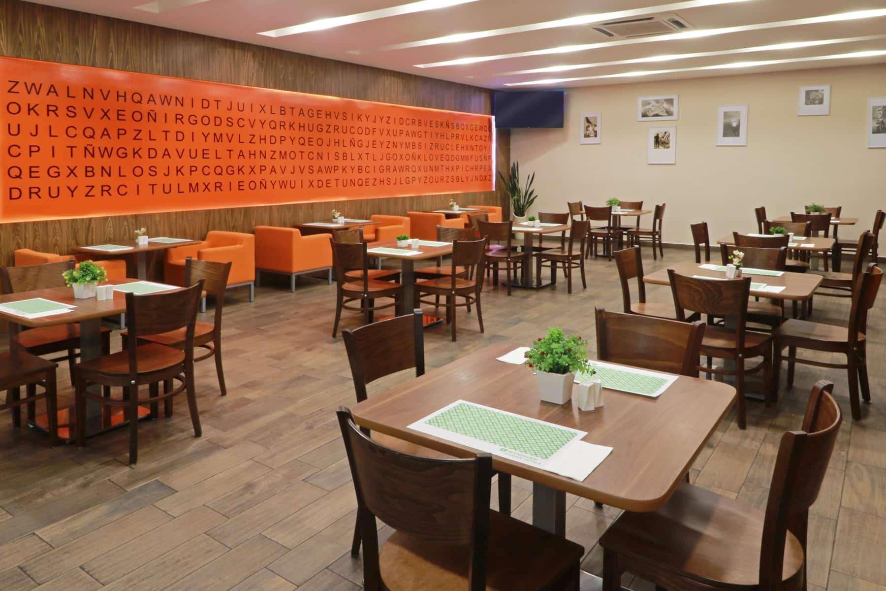 Hotel Wyndham Garden Guadalajara Acueducto Zapopan Exterior foto